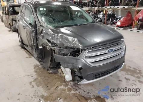 2018 Ford Escape Se из США, поврежденный, VIN 1FMCU9GD8JUB51270